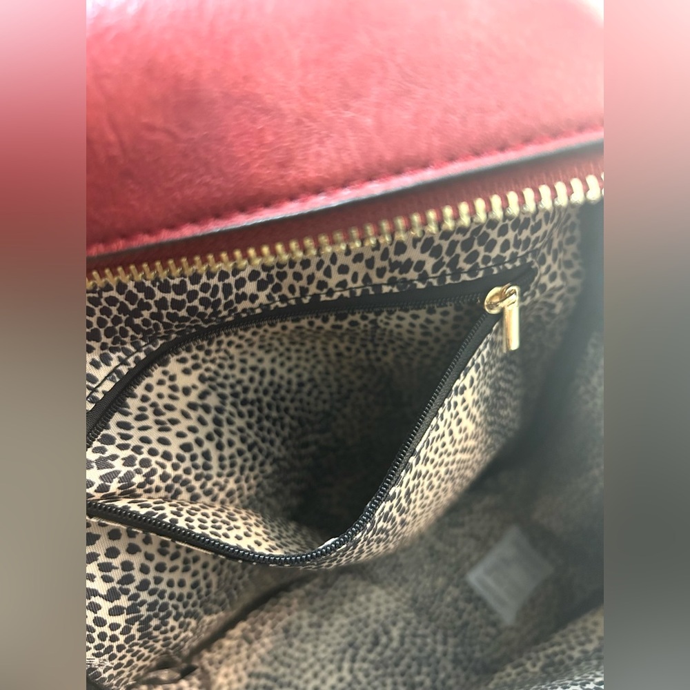 Isabelle Vegan Leather Magenta Burgundy Red backpack Handbag Purse (NEW) - Picture 8 of 9